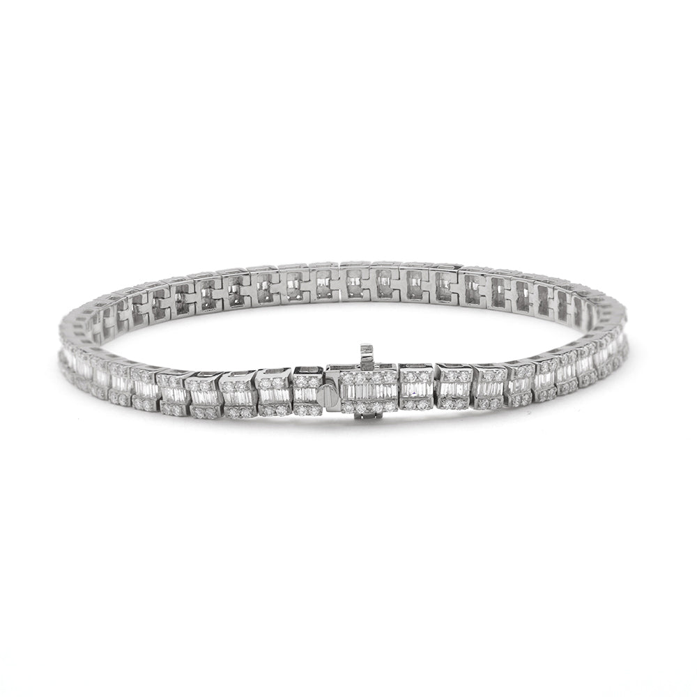 14KW 4.30CTW BAGUETTE DIAMOND SQUARE CLUSTER